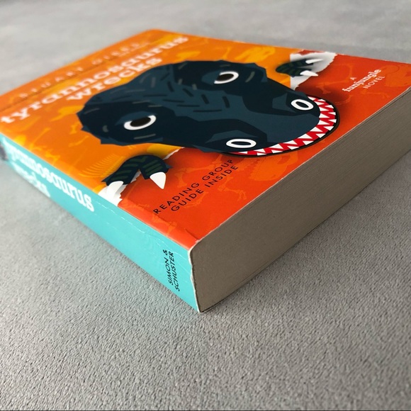 Tyrannosaurus Wrecks ~ Stuart Gibbs ~ Paperback - Picture 3 of 8